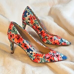 Kelly & Katie Pumps Floral Pattern